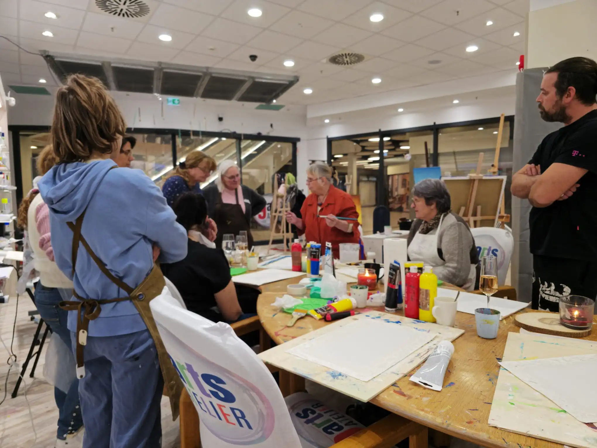 Kunstworkshop für Erwachsene im 9 Arts Atelier
